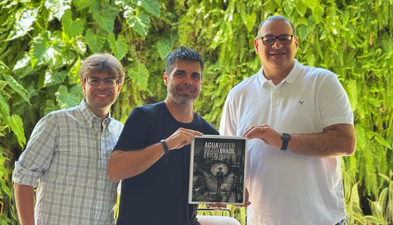 LANÇAMENTO DO LIVRO 'ÁGUA BRASIL' CONTRIBUI PARA A CONSCIENTIZAÇÃO SOBRE O USO DA ÁGUA