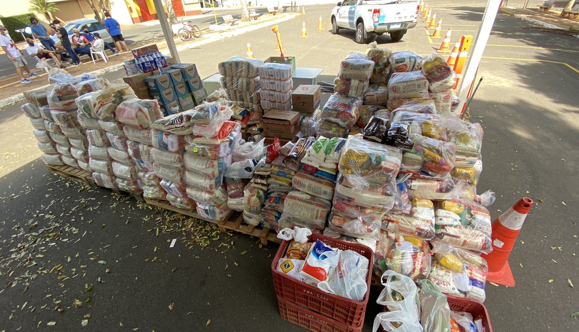 GS Inima SAMAR arrecada mais de 5 toneladas de alimentos não perecíveis e leite